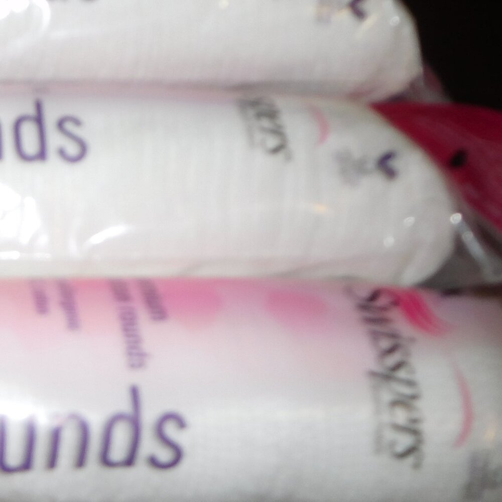 Premium Cotton Rounds - Picture 2 of 2